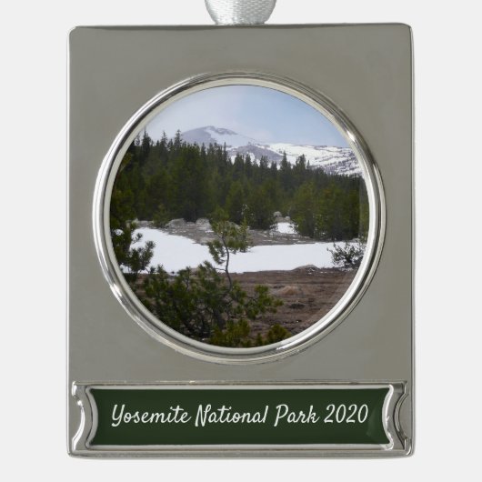 Sierra Nevada Berge und Schnee auf Yosemite Banner-Ornament Silber (Vorderseite)