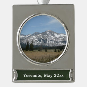 Sierra Nevada Mountains I von Yosemite Banner-Ornament Silber