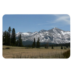 Sierra Nevada Mountains I von Yosemite Magnet