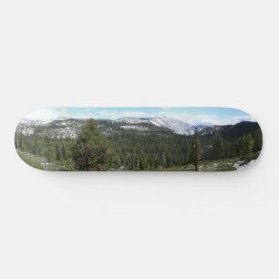 Sierra Nevada Mountains II von Yosemite Skateboard