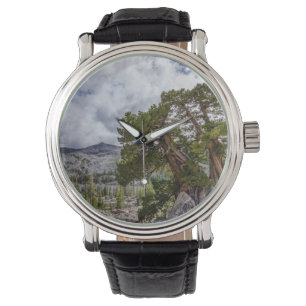 Sierra-Wacholder und immergrüne Bäume Armbanduhr