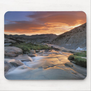 Sierra Welle über Yosemite Mousepad