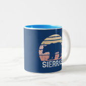 Sierras Retro Bear Zweifarbige Tasse (VorderseiteRechts)