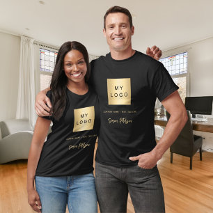 Signatur des lokalen Firmenlogos mit schwarzer Unt T-Shirt