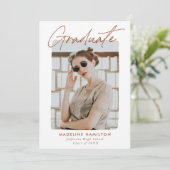 Signature Script Terracotta Foto Graduation Party Einladung (Stehend Vorderseite)