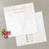 Signature Script White Wood Ohrring Display Square Quadratische Visitenkarte