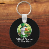 Silarly Goose im Pub St Patricks Day Funny Go Schlüsselanhänger (Vorderseite)