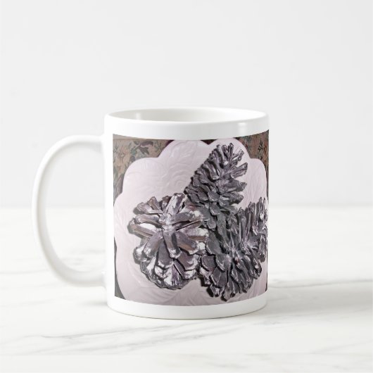 Silber gemalte Kiefernkegel Kaffeetasse (Links)