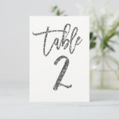 Silber Glitter Trendige Moderne Schrift Tisch Numm Einladung (Stehend Vorderseite)