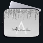 Silber-Glitzer und Sparklogramm Laptopschutzhülle<br><div class="desc">Silver Imitats Dripping Glitzer und sparkle Elegant Monogram Case. Dieser Fall kann so angepasst werden,  dass er Ihren Anfangs- und Vornamen enthält.</div>