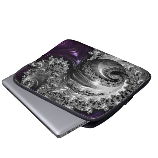 Silber und Lila Fraktal Vortex Laptopschutzhülle (Vorne Knopf)