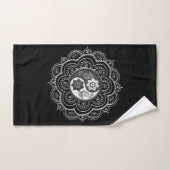 Silber- und schwarzes Mandala Handtuch (Handtuch)