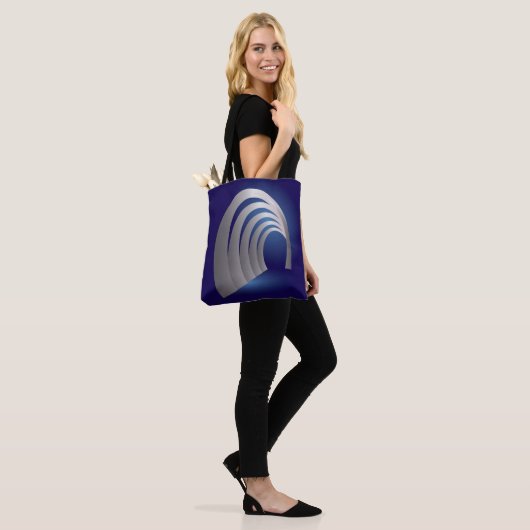 Silberarkettentunnel Tasche (Am Model)