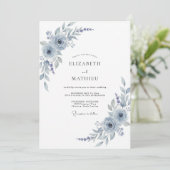 Silberblaue Aquarell-Blumenhochzeit Einladung (Stehend Vorderseite)