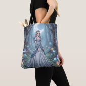 Silberblaue Prinzessin im Wald Tasche (Von Nahem)