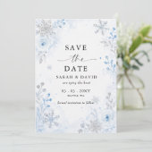 Silberblaue Schneeflocken-Blumen-Winter-Hochzeitsf Save The Date (Stehend Vorderseite)