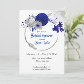 Silberblauer Blumenkranz Brautparty Einladung (Stehend Vorderseite)