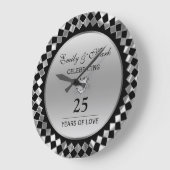 Silberdiamanten und Herz - 25 Jahre Große Wanduhr (Winkel)