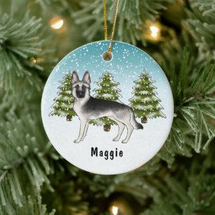 Silberfarbener Deutscher Schäferhund im Winterwald Keramik Ornament