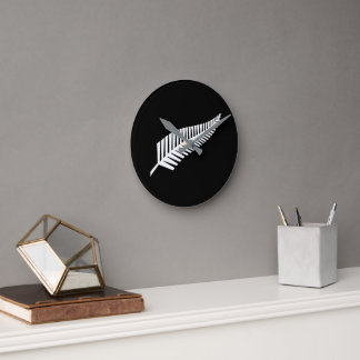 Silberfarnflagge (NZ) Runde Wanduhr