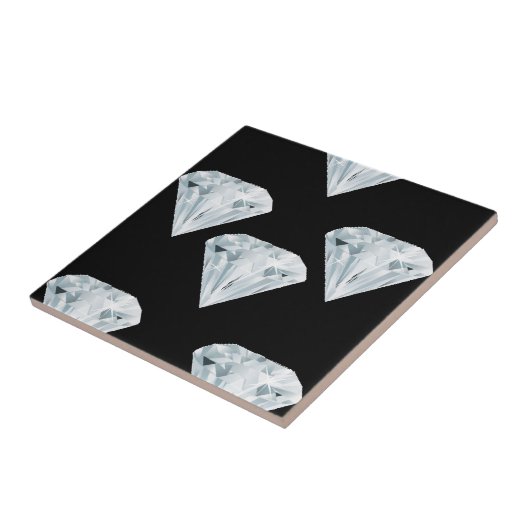 Silberglänzende Diamanten auf schwarz Fliese (Seite)