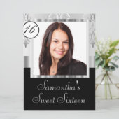 Silbergrauer Damast 16 . Geburtstag Einladung (Stehend Vorderseite)