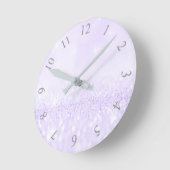 Silbergrauer Glitzer Minimaler Lavendel Lila Runde Wanduhr (Winkel)