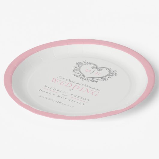 Silberherz-Rosa-Kranz-Monogramm-Hochzeit Pappteller (Schrägansicht)