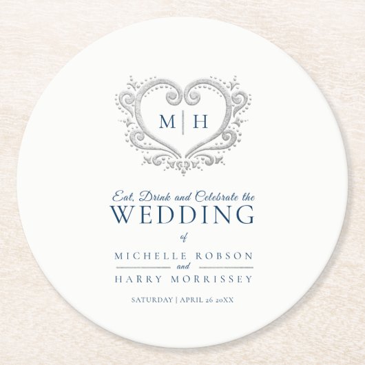 Silberherzblaue Kranz-Monogramm-Hochzeit Runder Pappuntersetzer (Vorderseite)