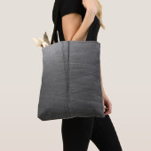 Silberkettenverbindung auf grauem Textil Tasche (Von Nahem)