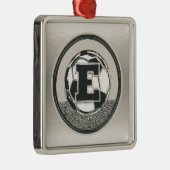 Silbermedaille-Fußball-Monogramm-Buchstabe E Silbernes Ornament (Rechts)