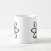 Silberne Blume mit blauem Stein Kaffeetasse (Mittel)