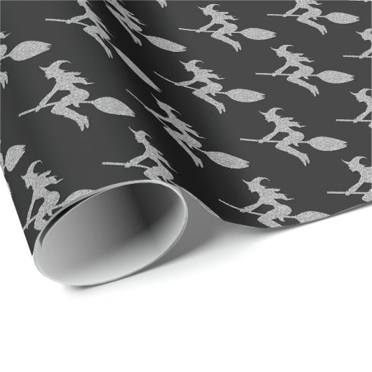 Silberne fliegende Hexe Halloween Geschenkpapier (Rolleneckpunkt)