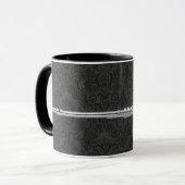 Silberne Flöte auf schwarzem Damast Tasse (Vorderseite Links)