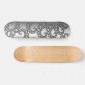 Silberne Fraktal Art Skateboard (Horizontal)