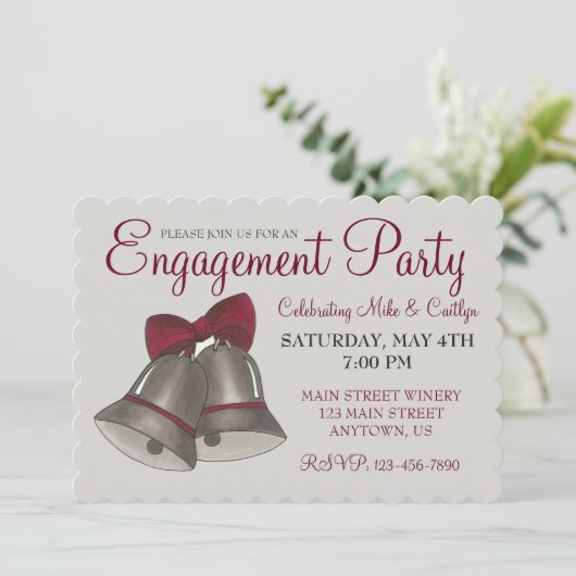 Silberne Glocke für das Hochzeitstil-Brautparty Einladung (Stehend Vorderseite)
