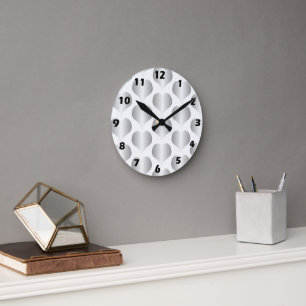 Silberne Herzen Design Runde Wanduhr