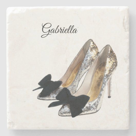 Silberne High Heels mit schwarzer Schleife Steinuntersetzer (Vorderseite)