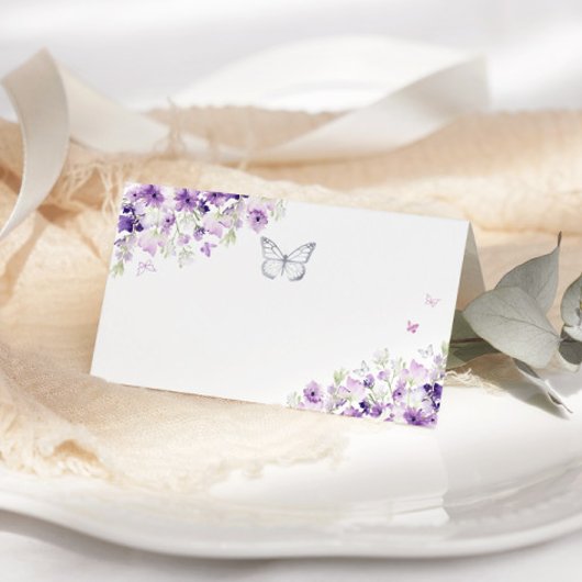 Silberne lila Blütenschmetterlingskarte