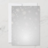 Silberne lila Schneeflocken Winterhochzeit Einladung (Rückseite)