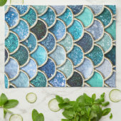 Silberne Schein-Glitzer-Meerjungfrau-Skalen Handtuch (Gefaltet)