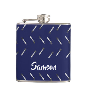 Silberne Schwerter auf blau Flachmann