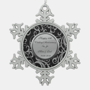 Silberne Schwünge Diamanten 10. Hochzeitstag Schneeflocken Zinn-Ornament