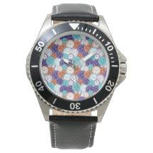 Silberne Uhr mit farbenfrohem geometrischem Mosaik