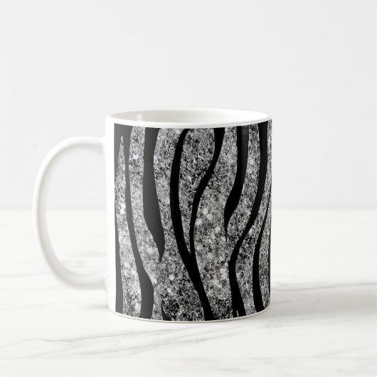 Silberner Glitzer und schwarze Kaffeetasse (Links)