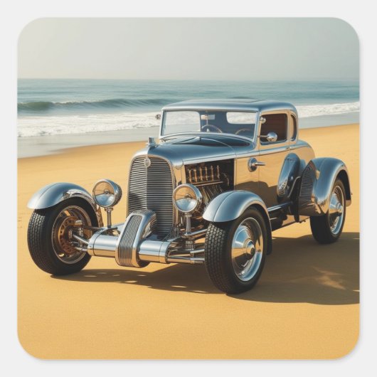 Silberner Oldtimer am Strand Quadratischer Aufkleber (Vorderseite)