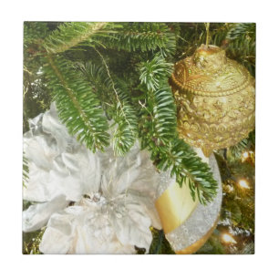 Silberner und goldener Weihnachtsbaum I Feiertag Fliese