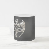 Silberner und schwarzer DracheTrine Celtic knotet Mattglastasse (Vorderseite Links)