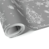 Silberner Weihnachtsbaum und Schneeflocken Geschenkpapier (Rolleneckpunkt)