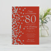 Silbernes Glitter-Überraschung 80. Geburtstag Rot Einladung (Stehend Vorderseite)